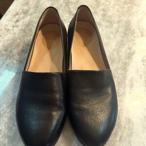 Dansko. Never worn. Black leather flats. Size 10. Perfect/ new condition.